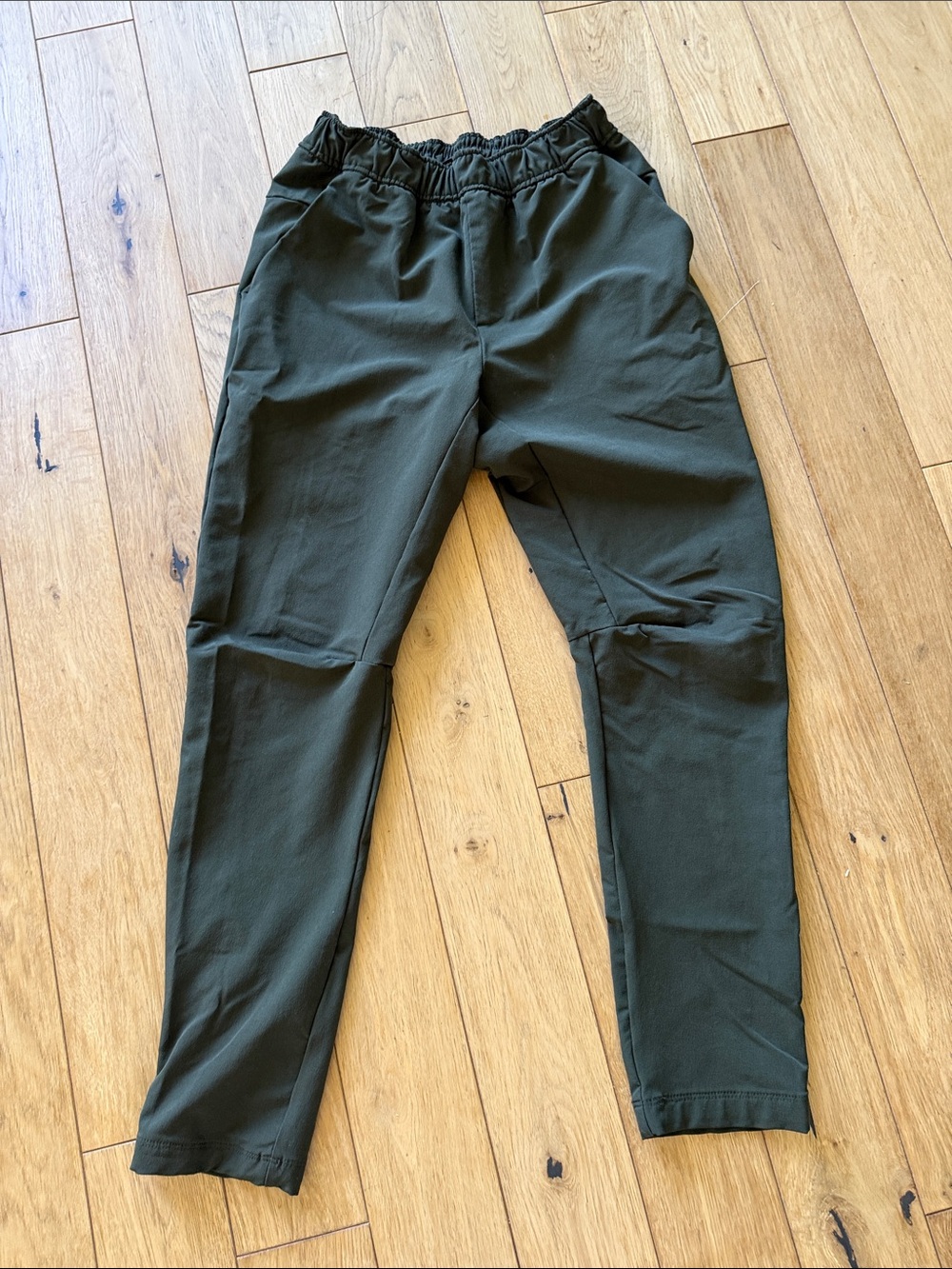 Men’s green track pants